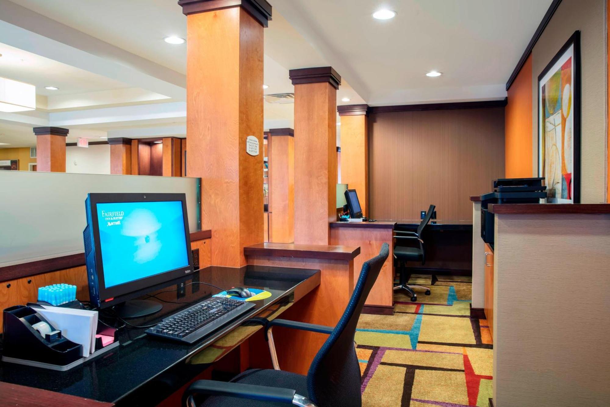 Fairfield Inn And Suites By Marriott Lakeland Plant City Exterior foto